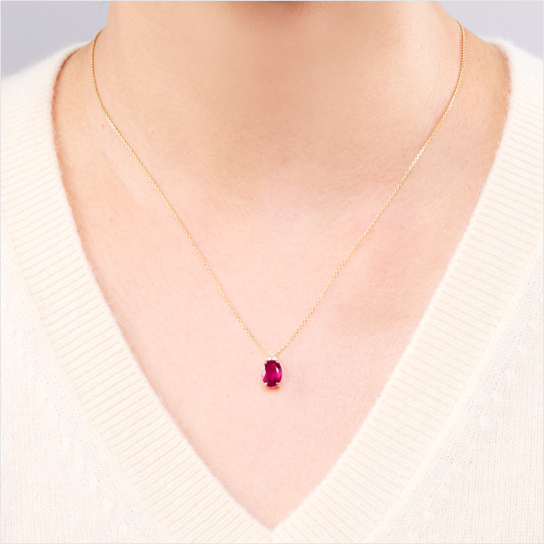 ゴールド フィルドルビー ペンダント着用写真